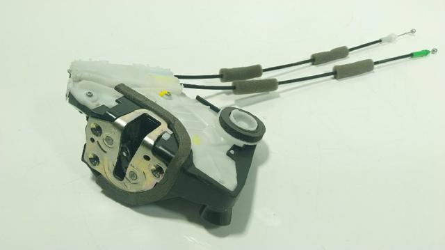 Zamek drzwi przednich prawych 69030K0041 TOYOTA