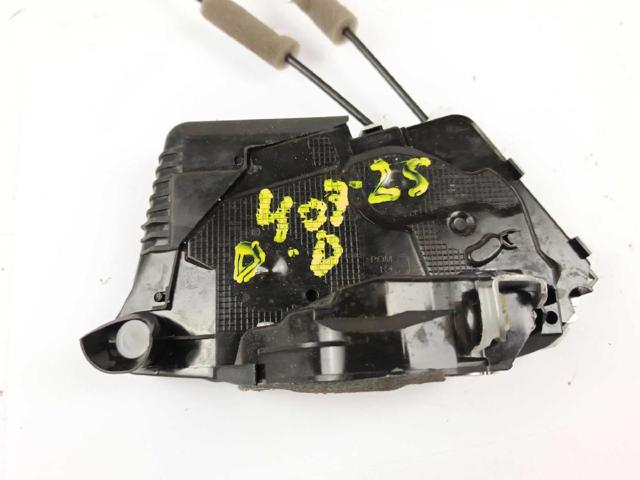 Zamek drzwi przednich prawych 69030K0041 TOYOTA