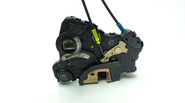 Zamek drzwi przednich lewych 6904002152 TOYOTA