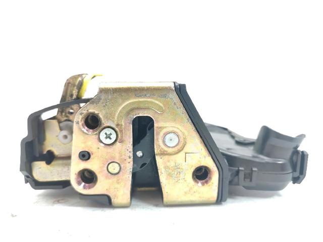 Zamek drzwi przednich lewych 6904002152 TOYOTA