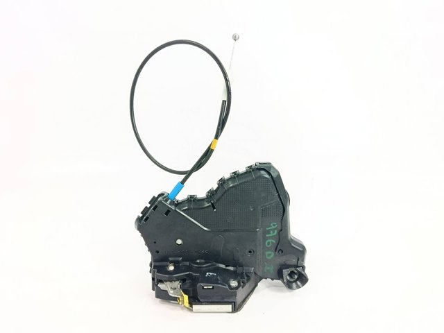 Zamek drzwi przednich lewych 6904002210 TOYOTA