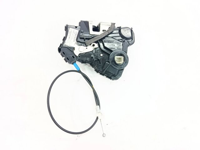Zamek drzwi przednich lewych 6904002210 TOYOTA