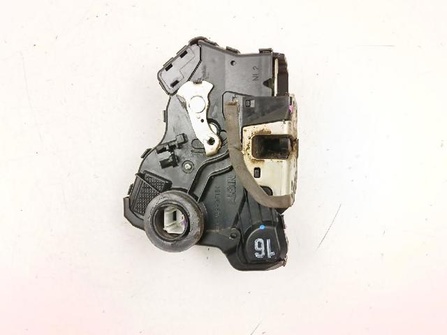 Zamek drzwi przednich lewych Toyota Hilux KUN25