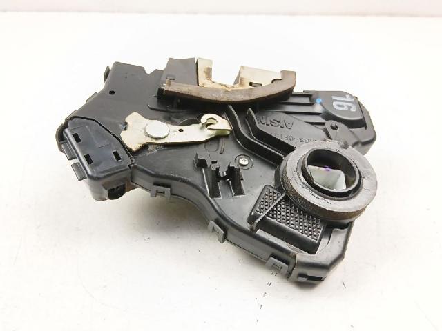 Zamek drzwi przednich lewych Toyota Hilux KUN25