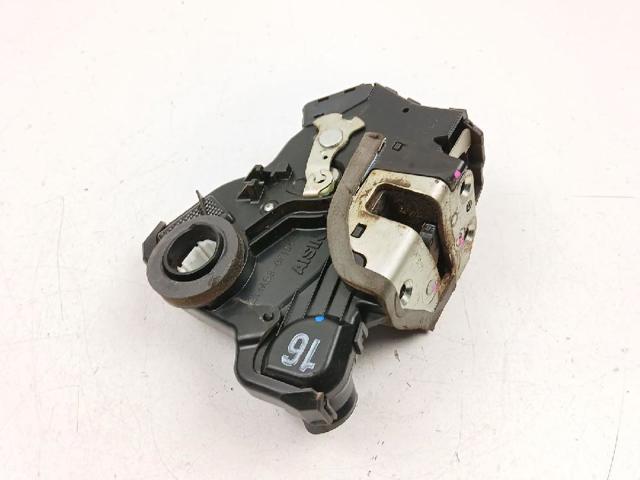 Zamek drzwi przednich lewych Toyota Hilux KUN25