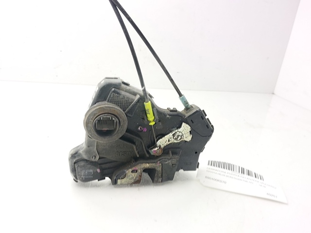 Zamek drzwi przednich lewych 690400K070 TOYOTA