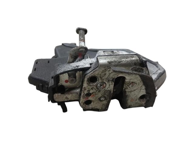Zamek drzwi przednich lewych 690400K070 TOYOTA