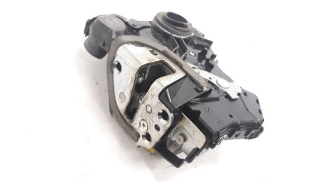 Zamek drzwi przednich lewych 6904042241 TOYOTA