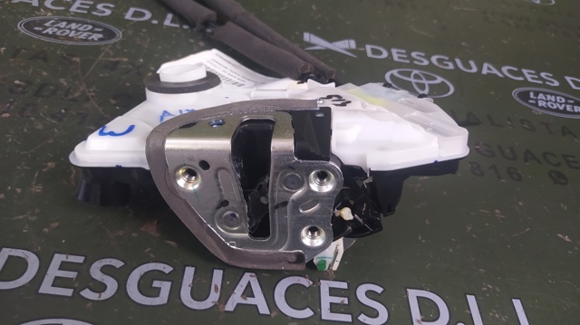Drzwi przednie lewe 69040F4020 TOYOTA