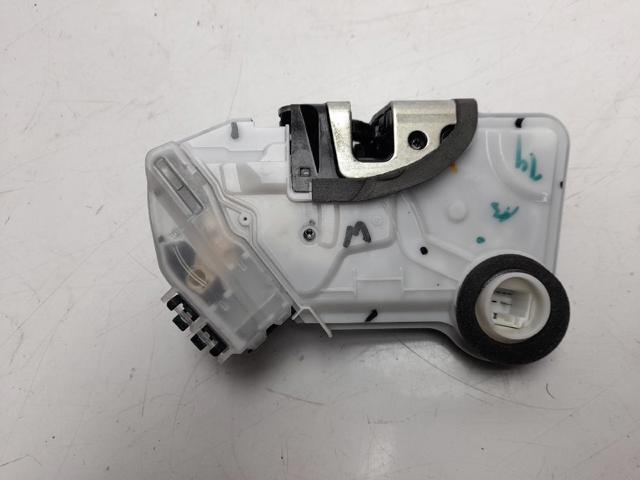 Drzwi przednie lewe 69040F4020 TOYOTA