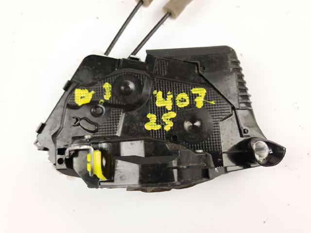 Zamek drzwi przednich lewych 69040K0041 TOYOTA