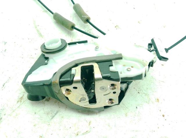 Zamek drzwi przednich lewych 69040K0041 TOYOTA