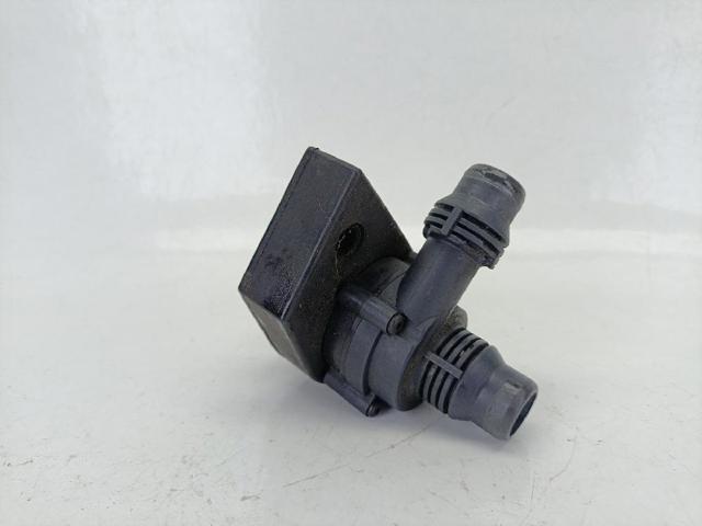6904496 BMW