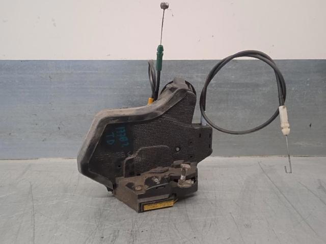 Zamek drzwi tylnych prawych 6905002101 TOYOTA