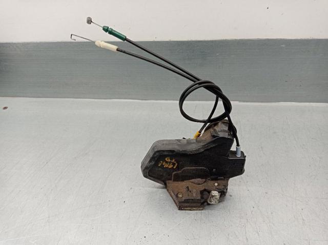 Zamek drzwi tylnych prawych 6905002101 TOYOTA