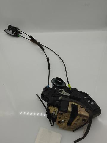 Zamek drzwi tylnych prawych 6905002102 TOYOTA