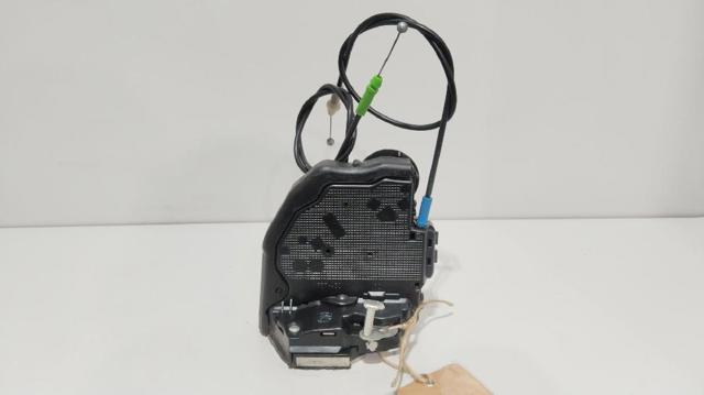 Zamek drzwi tylnych prawych 6905002180 TOYOTA