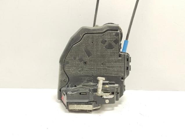 Zamek drzwi tylnych prawych 6905002180 TOYOTA