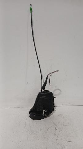 Zamek drzwi tylnych prawych 690500D060 TOYOTA