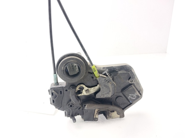 Zamek drzwi tylnych prawych 690500K040 TOYOTA