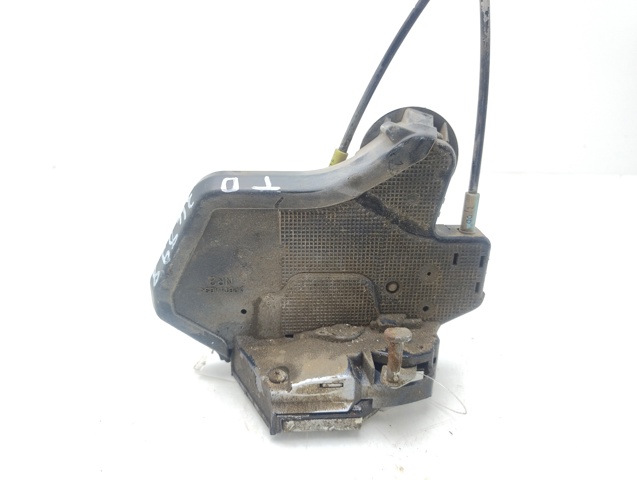 Zamek drzwi tylnych prawych 690500K040 TOYOTA