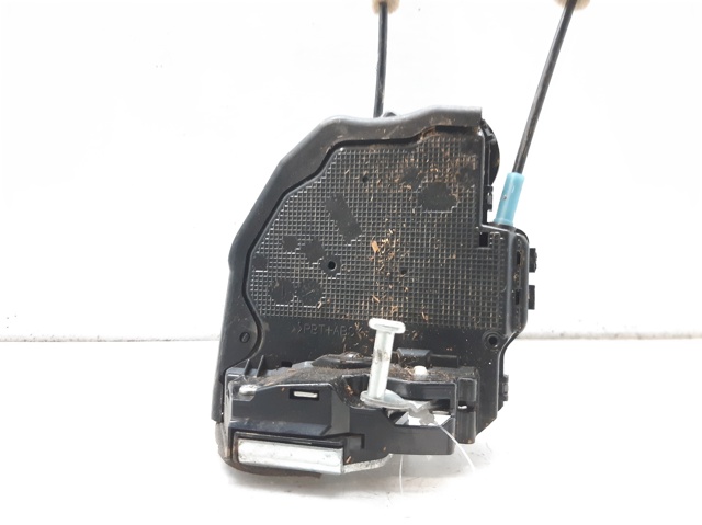 Zamek drzwi tylnych prawych 6905033120 TOYOTA