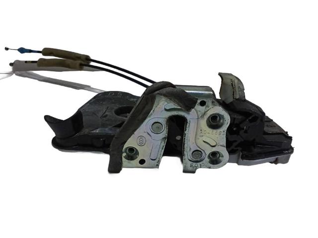 Zamek drzwi tylnych prawych 6905033120 TOYOTA