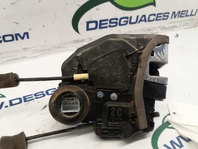 Zamek drzwi tylnych prawych 6905042021 TOYOTA