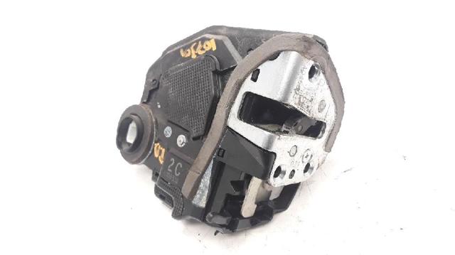 Zamek drzwi tylnych prawych 6905042021 TOYOTA