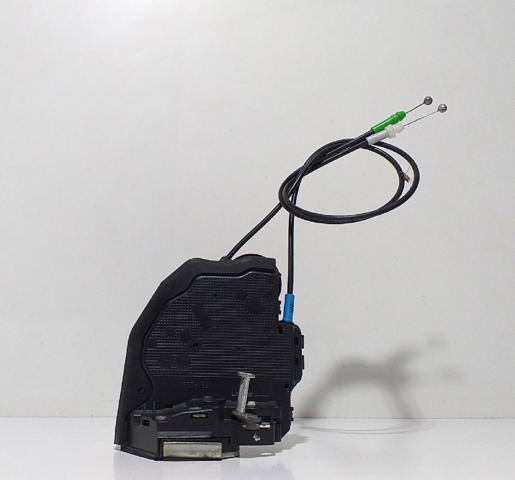 Zamek drzwi tylnych prawych 6905042021 TOYOTA