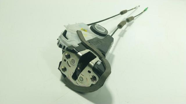 Zamek drzwi tylnych prawych 69050K0030 TOYOTA