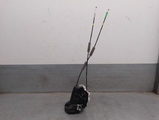 Zamek drzwi tylnych prawych 69050K0030 TOYOTA