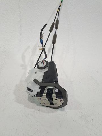Zamek drzwi tylnych prawych 69050K0030 TOYOTA