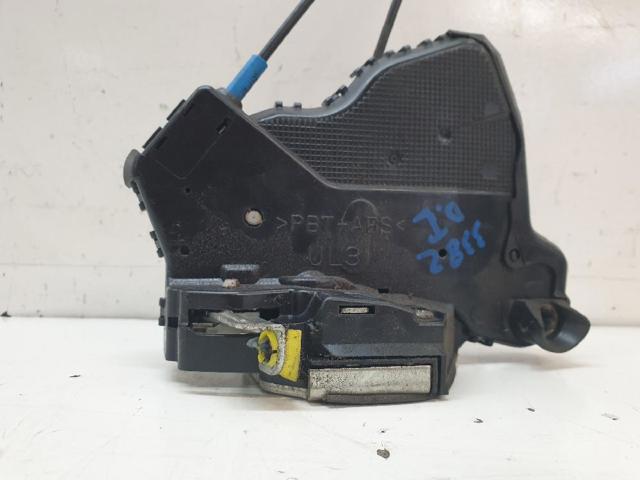 Zamek drzwi tylnych lewych 6906002102 TOYOTA