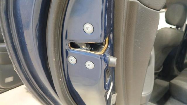 Zamek drzwi tylnych lewych 6906002102 TOYOTA