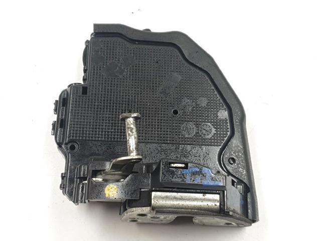 Zamek drzwi tylnych lewych 6906002170 TOYOTA