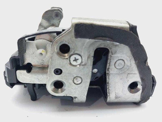 Zamek drzwi tylnych lewych 6906002170 TOYOTA