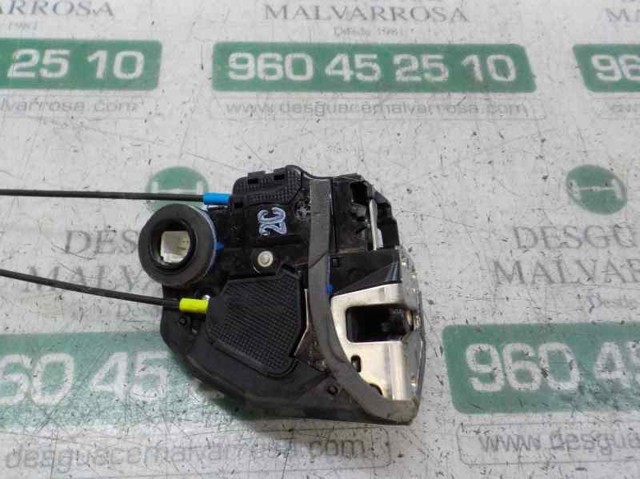 Zamek drzwi tylnych lewych 6906002170 TOYOTA