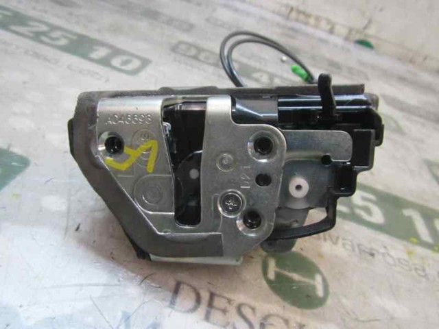 Zamek drzwi tylnych lewych 6906002170 TOYOTA