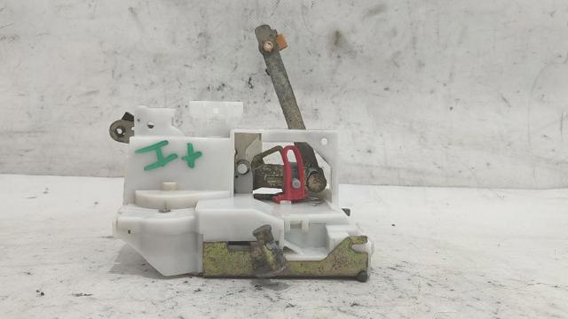 Zamek drzwi tylnych lewych Toyota Avensis 1 T22