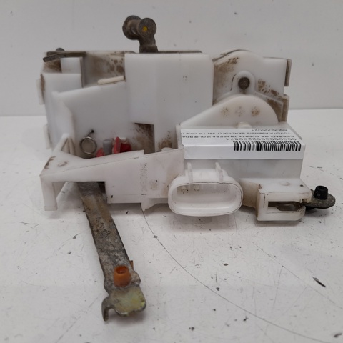 Zamek drzwi tylnych lewych Toyota Avensis 1 T22