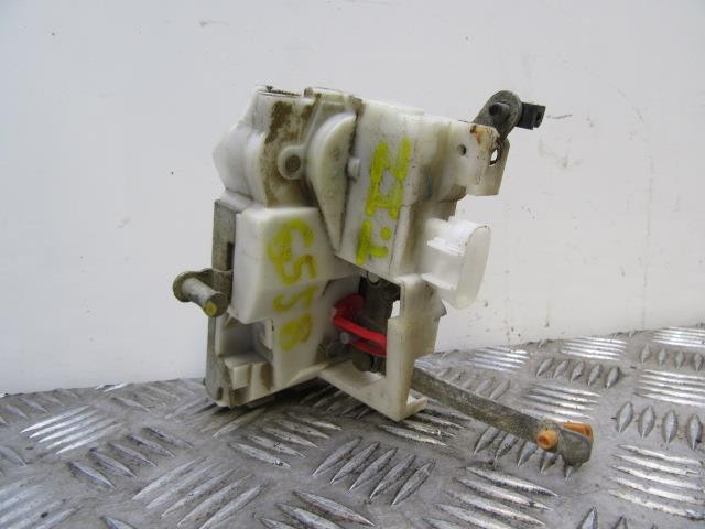 Zamek drzwi tylnych lewych Toyota Avensis 1 T22