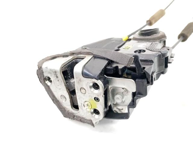 Zamek drzwi tylnych lewych 6906005050 TOYOTA