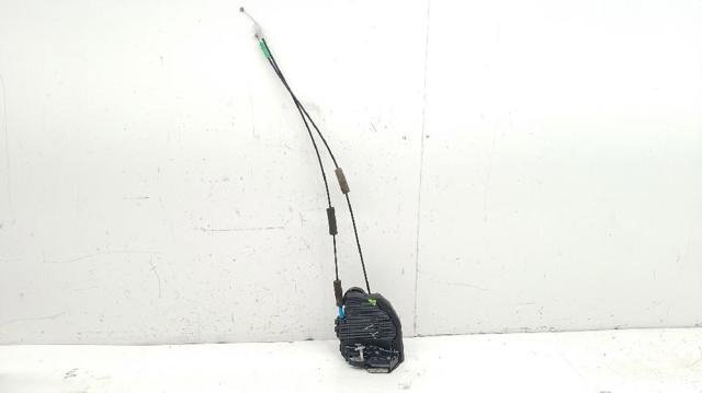 Zamek drzwi tylnych lewych 6906005050 TOYOTA