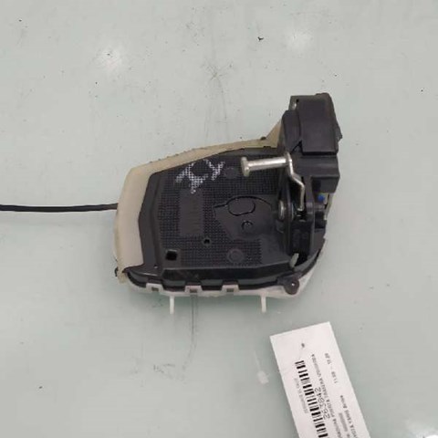 Zamek drzwi tylnych lewych 690600D060 TOYOTA