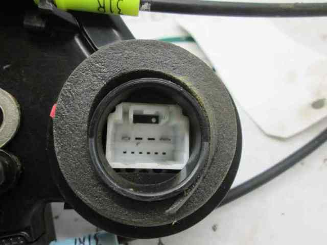 Zamek drzwi tylnych lewych 690600K040 TOYOTA