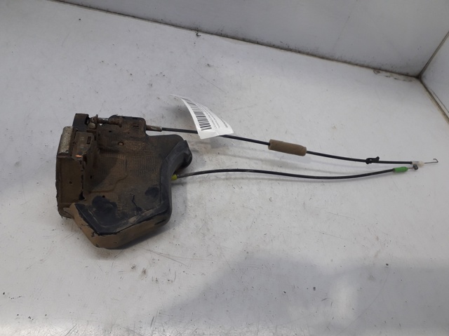 Zamek drzwi tylnych lewych 690600K040 TOYOTA