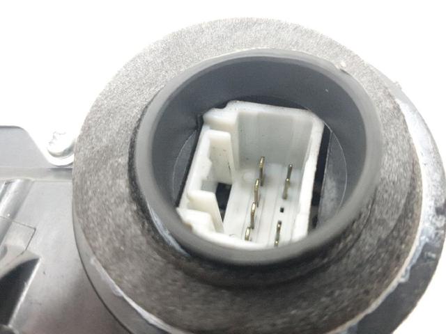 Zamek drzwi tylnych lewych Lexus RX U3