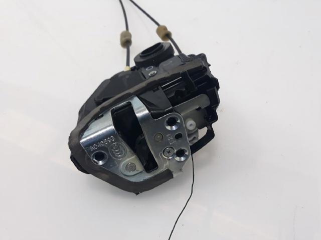 Zamek drzwi tylnych lewych 6906033120 TOYOTA