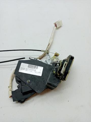 Zamek drzwi tylnych lewych 6906053040 TOYOTA